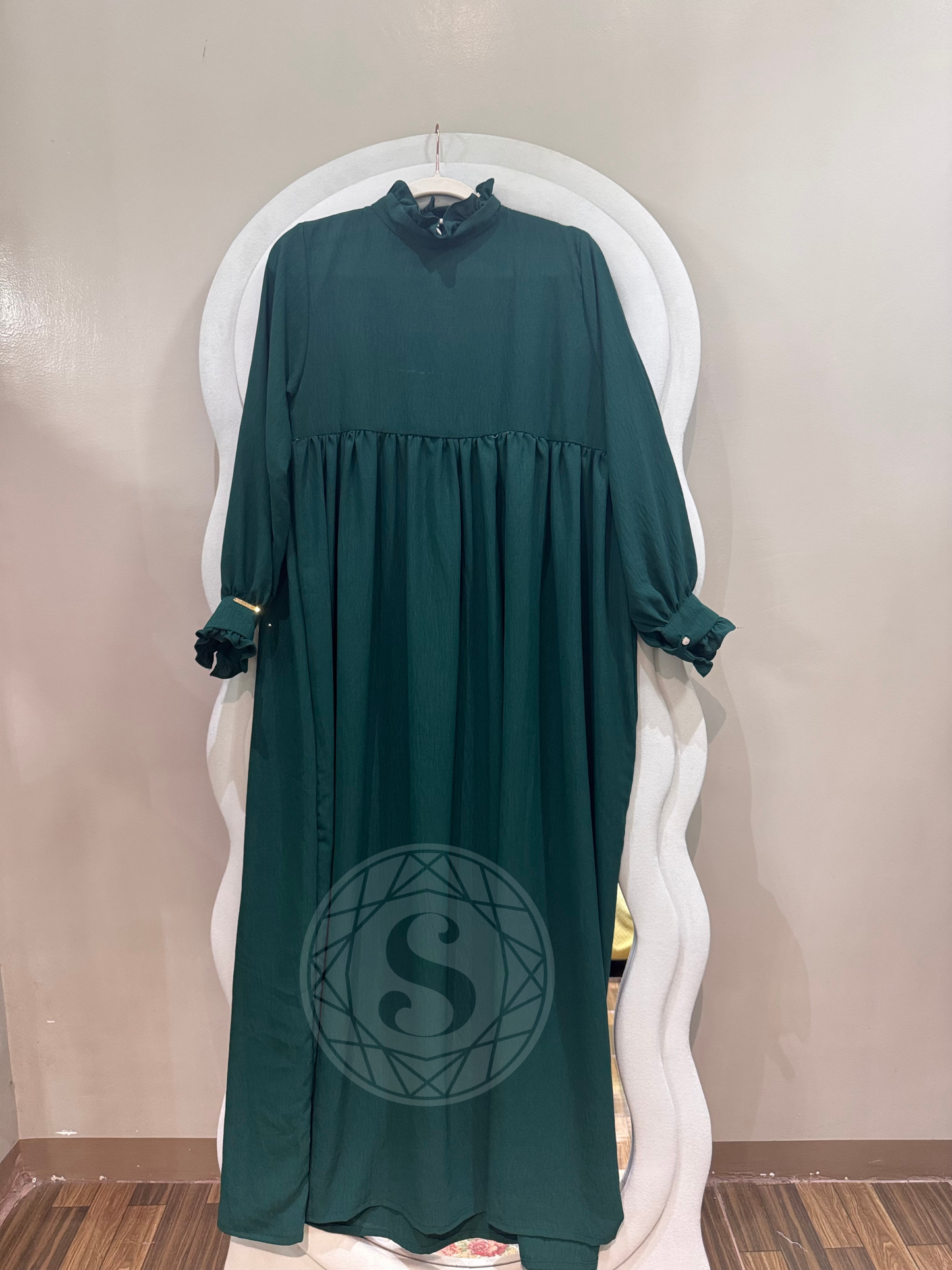 Nisha Dress in Emerald Green