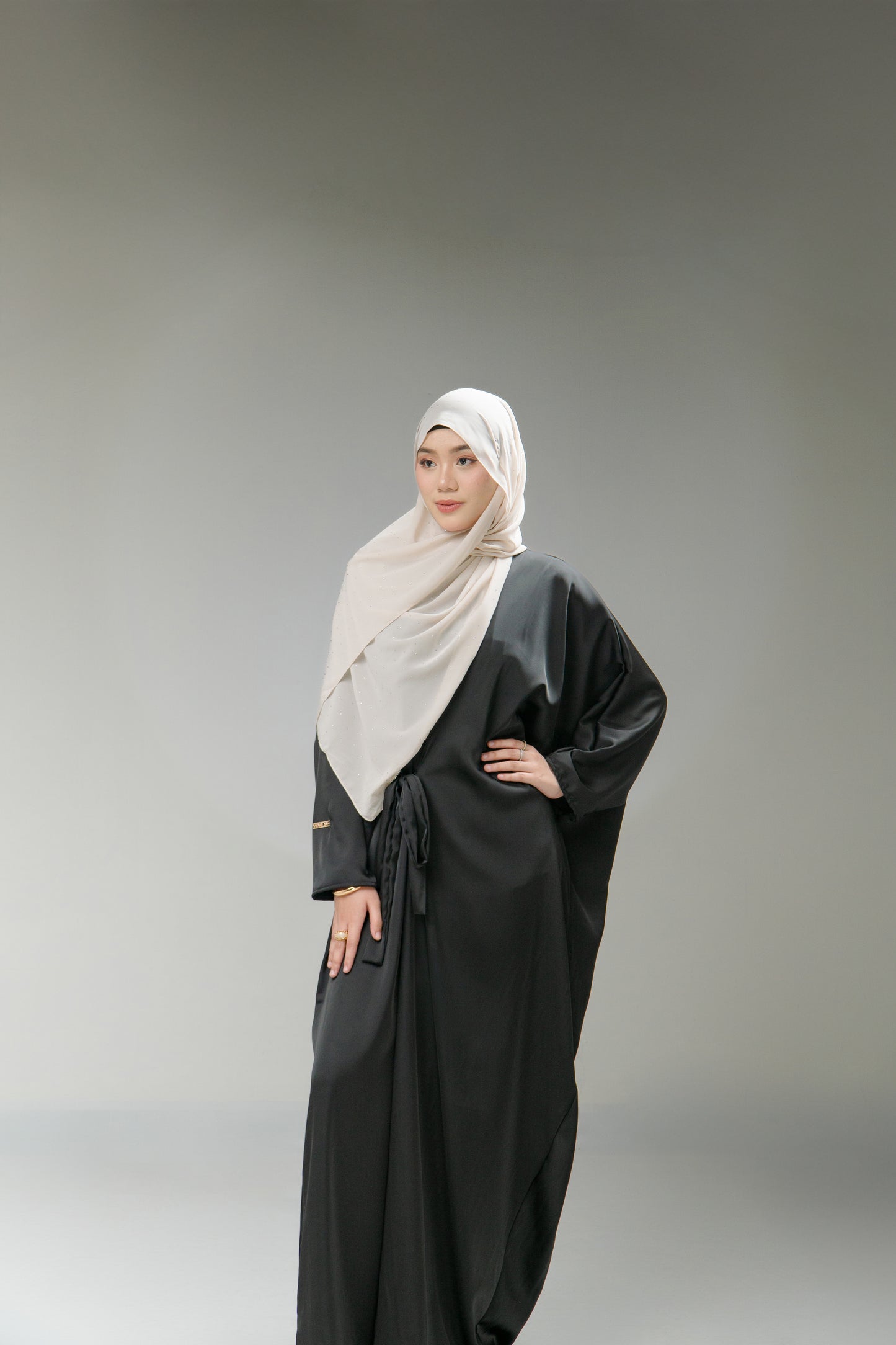 Mardhiya Dress in Black