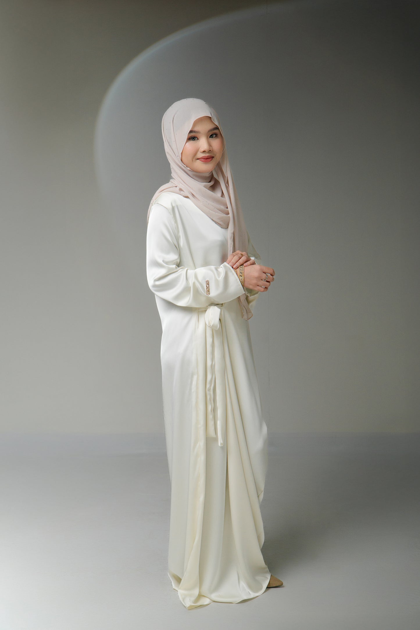 Mardhiya Dress in Cream