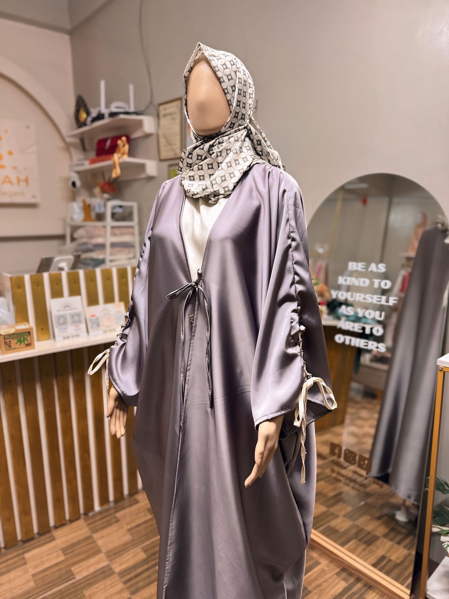 Aniqa 2-piece Abaya in Heather Gray