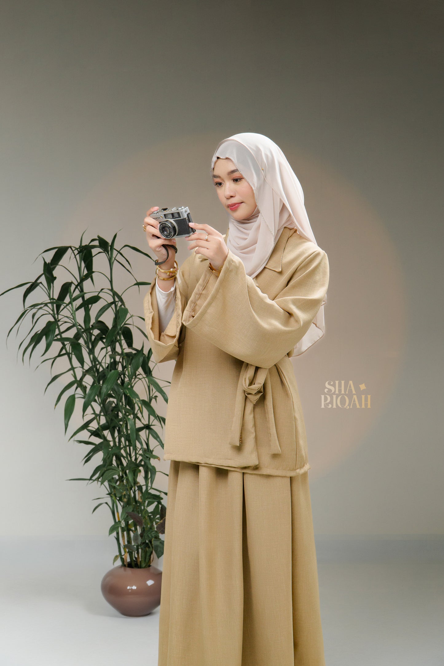 Saphira Coordinates in Khaki Brown