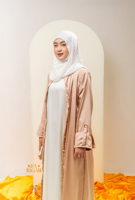 Qaaira Cardibaya in Skintone