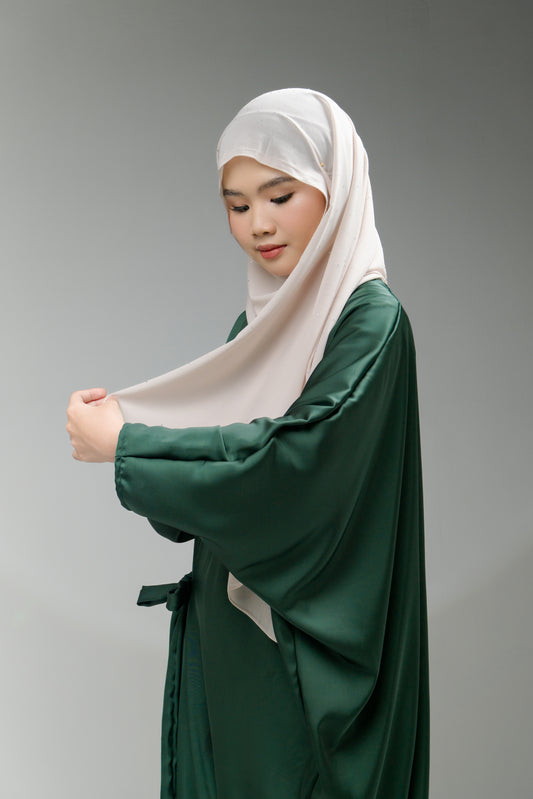 Mardhiya Dress in Emerald Green
