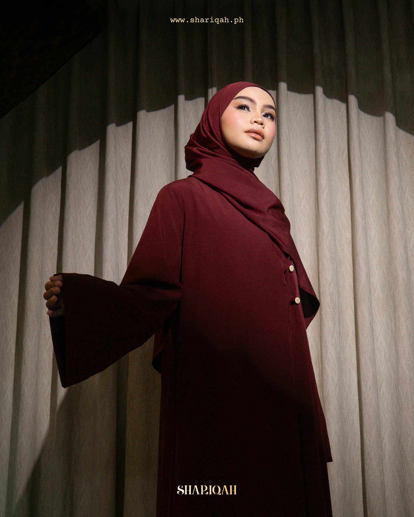 Hadi Abaya with shawl