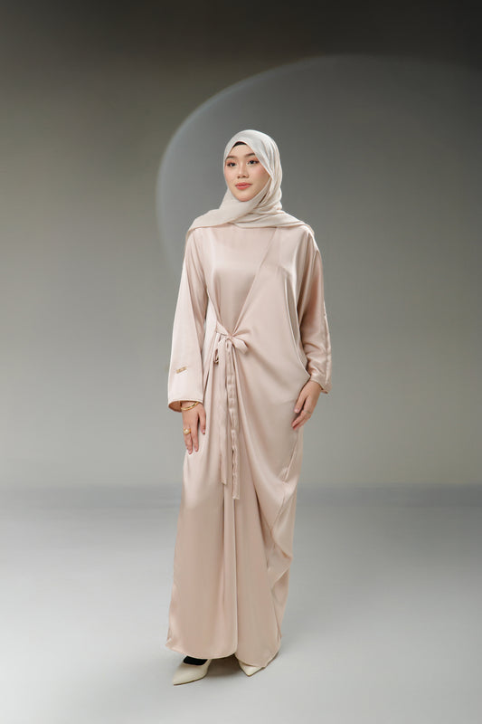 Mardhiya Dress in Champagne