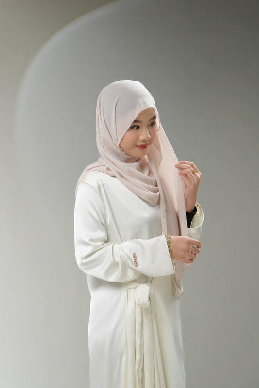 Mardhiya Dress in Cream